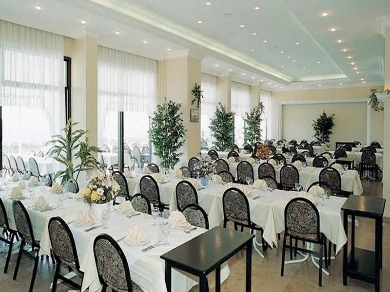 Turkin Otel Kuşadası 3*,  Turkije